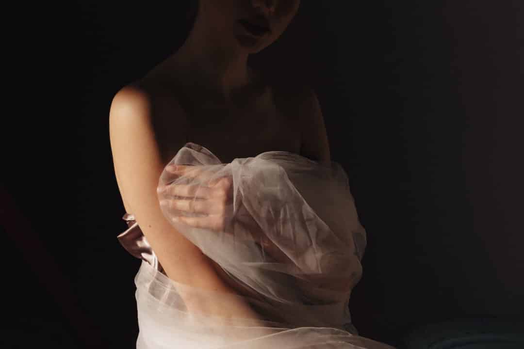 Photographie féminine - Bob Ndongala